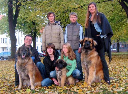 Leodogs-family